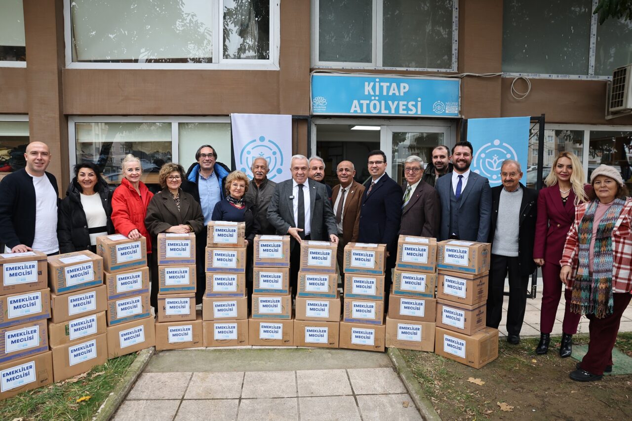Nilüfer Belediyesi’nden 81 ile kitap desteği! Bursa’da Nilüfer Belediyesi ve Nilüfer Kent Konseyi Emekliler Meclisi iş