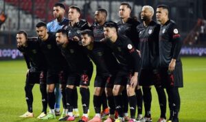 Geçen sezon Süper Lig‘de küme düşen ve bu sezon 1.