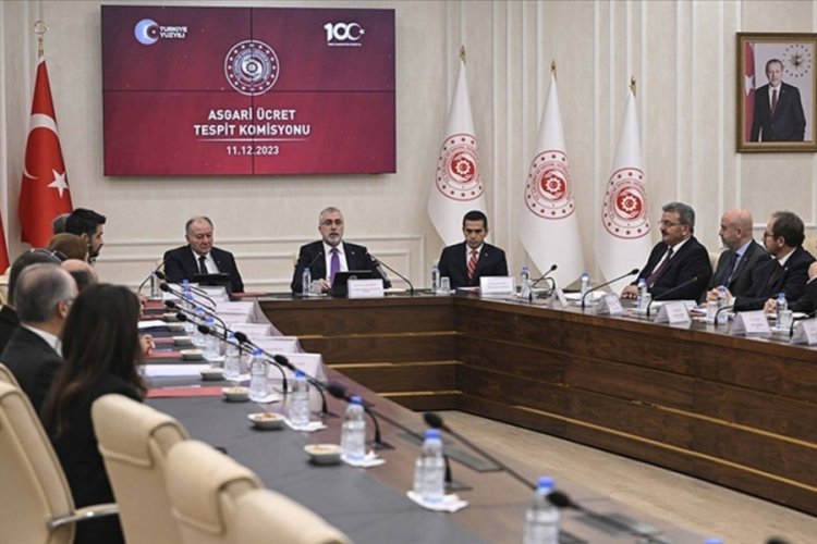Asgari Ücret Tespit Komisyonu’nda yer alacak 4 işçi konuştu Yeni yılda geçerli olacak asgari ücret rakamını belirleyecek 15 kişilik