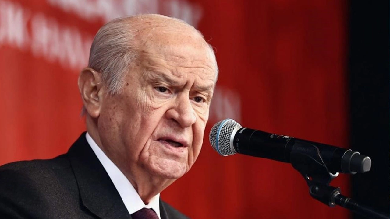 Devlet Bahçeli: Kucaklayıcı siyaset hedefimizdir! MHP Genel Başkanı Devlet Bahçeli partisinin grup toplantısında açıklamalarda bulundu.