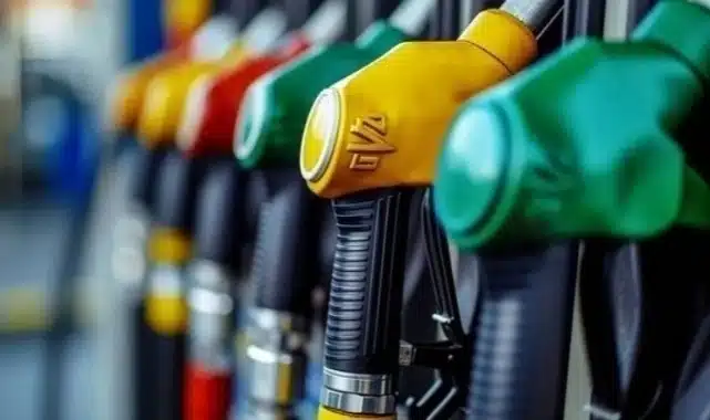 20 Kasım 2024 Bursa’da akaryakıt fiyatlarında son durum Brent petrol fiyatlarındaki dalgalanmalar, döviz kurundaki değişimler ve ÖTV artışları,