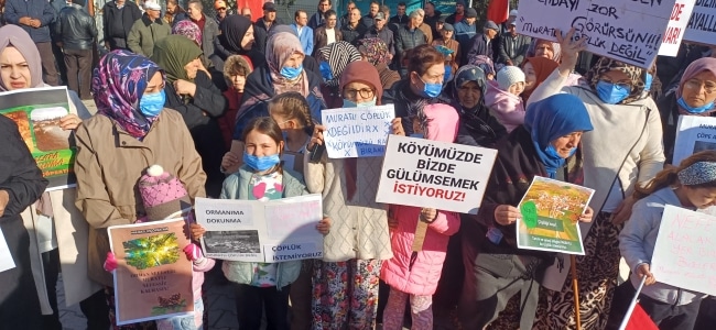 Muratlı Köyü sakinleri Hamitler Katı Atık Tesisleri‘nin köylerine taşınmasının tarım