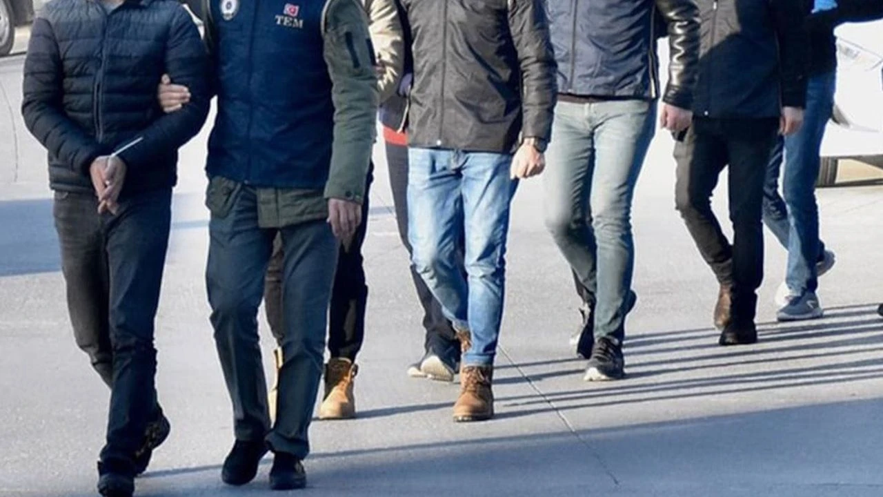 Yasa dışı bahis soruşturmasında 5 fenomene dava! İstanbul Cumhuriyet Başsavcılığı Bilişim Suçları Soruşturma Bürosunca, yasa dışı bahse