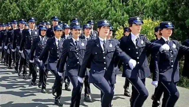 Polis Alımları ön başvurusu başladı! Polis Meslek Eğitim Merkezlerine (POMEM) 2023 veya 2024 KPSS puanıyla