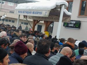 Olay, dün saat 08.00 sıralarında İnegöl‘ün kırsal Hilmiye Mahallesi‘nde meydana