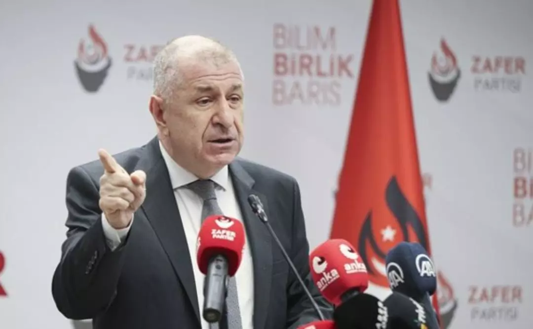 Ümit Özdağ’dan Hakan Atilla’ya flaş teklif! Eski Halkbank Genel Müdür Yardımcısı ve Eski Borsa İstanbul Genel