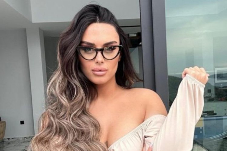 Kısmetse Olur Yaren Dağ tesettüre girdi! Yaren Dağ, Kısmetse Olur yarışmasıyla adını geniş kitlelere duyurmuştu. Yarışmadaki