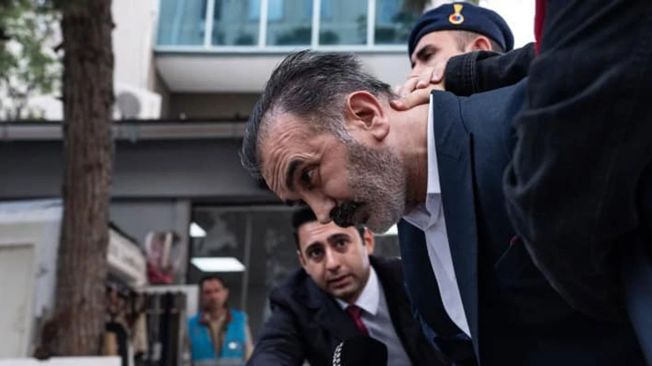 ‘Yenidoğan çetesi’ davasında yedinci gün İstanbul‘da yenidoğan bebekleri anlaşmalı özel hastanelerin yenidoğan ünitelerine sevk ederek,