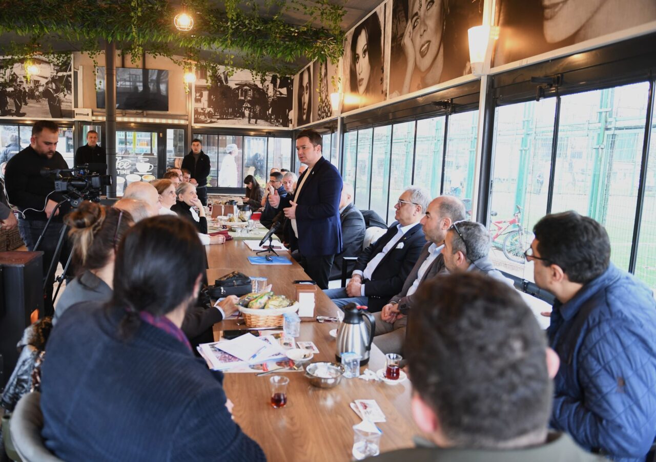 Başkan Aydın sözü verdi: Kentsel dönüşüm başladı! Deprem kuşağında bulunan Bursa‘da Osmangazi ilçesini güvenli konutlarla donatmak için