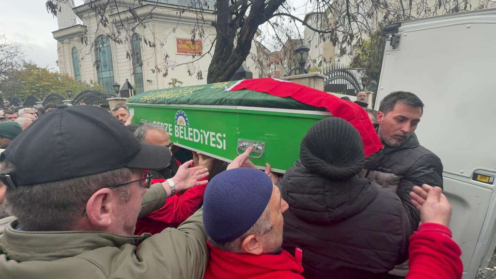 Çığ altında kalarak hayatını kaybetmişti: Milli judocu toprağa verildi! Palandöken Yüksek İrtifa Kamp Merkezi’nde kalan ve dün sabah Sultan