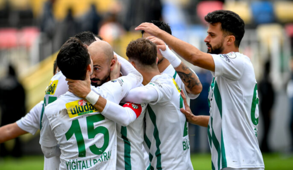 Bursaspor’dan İzmir’de 7 gollük şölen: Taraftar tek bir an susmadı! Bugün saat 14.00’te Nesine 3. Lig 1. Grup’un 14. haftasında