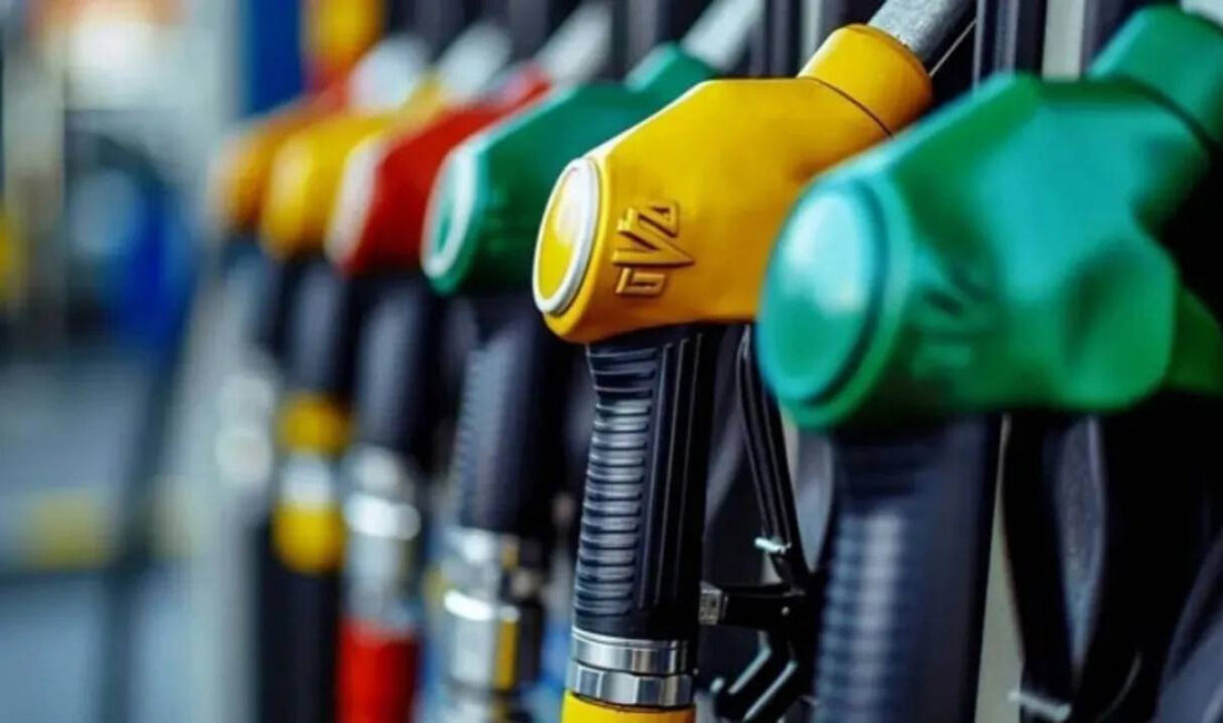 Motorine indirim geldi mi? İşte Bursa’da güncel akaryakıt fiyatları… Dün benzin fiyatlarına 0,97 TL indirimi uygulanırken, geçen hafta cuma