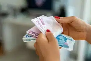 Doğrudan 7 milyon çalışanı, dolaylı olarak toplumun tamamını ilgilendiren yeni
