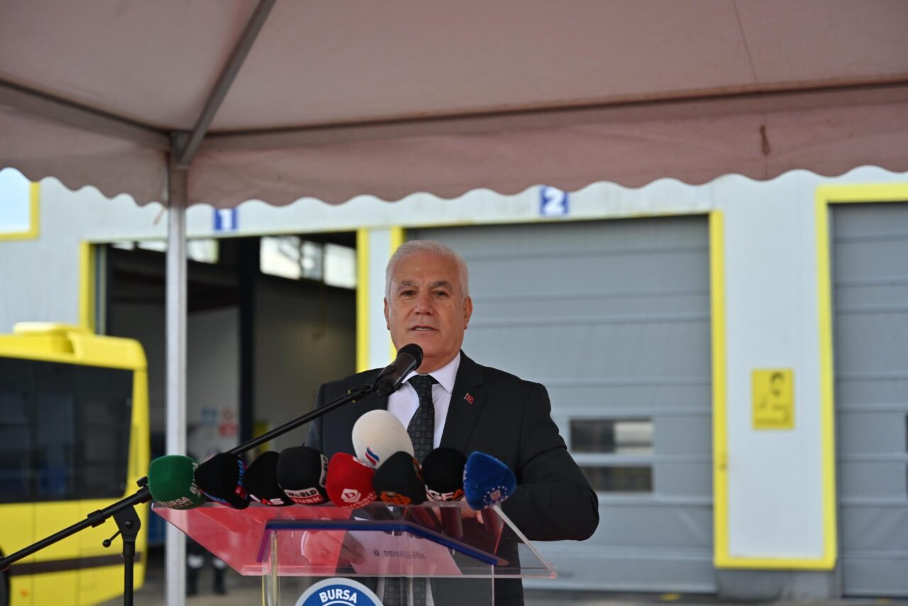Bursa Büyükşehir’den 14 yeni minibüs! Ulaşım ağı güçleniyor Bursa’da daha güvenli, erişilebilir ve daha konforlu bir ulaşım ağı