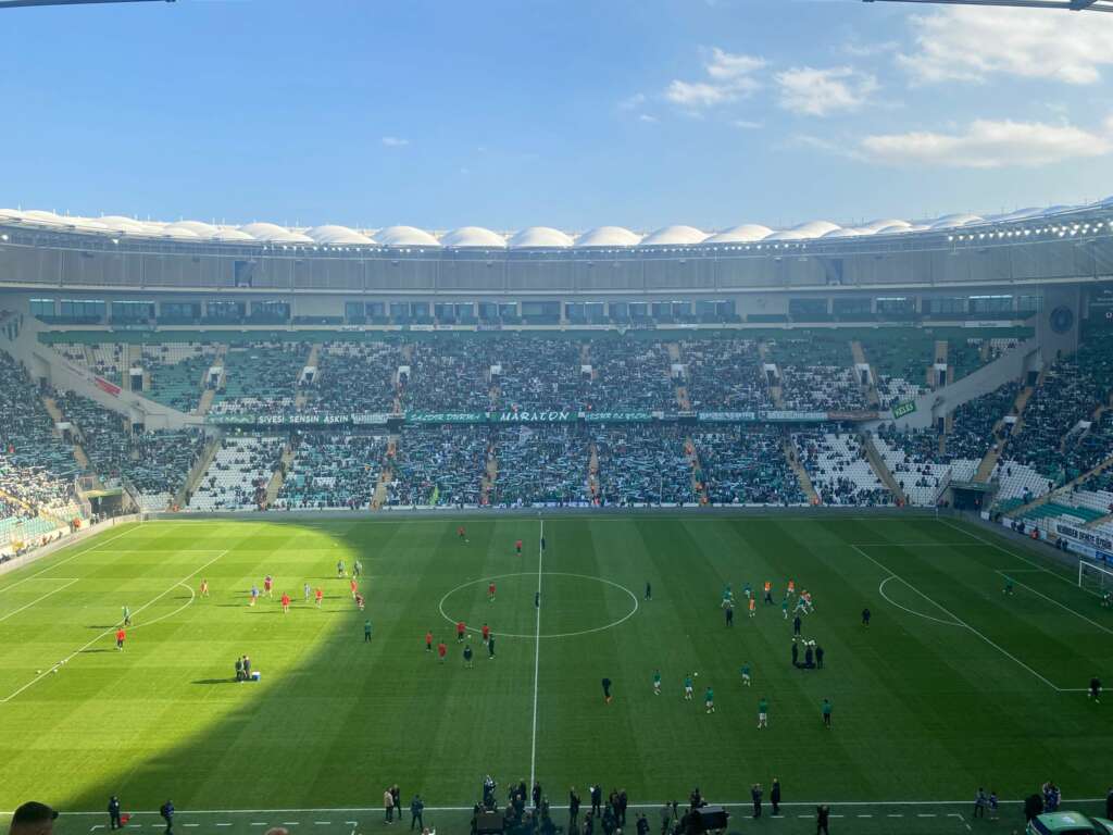 Bursa’da puanlar paylaşıldı! 0-0 Bursa’da puanlar paylaşıldı! 0-0 Bursaspor, Nesine 3. Lig 1. Grup