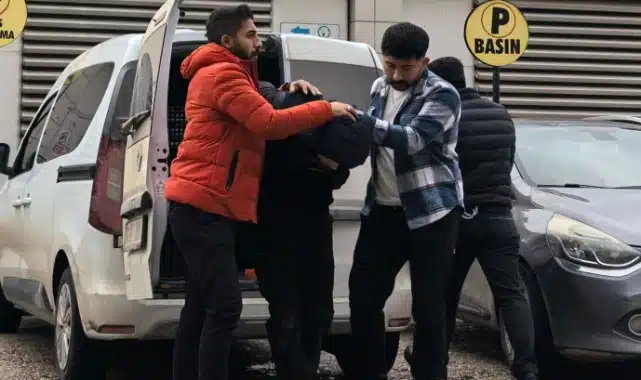 Bursa’da 4 ayrı suçtan aranan şüpheli yakalandı! İnegöl Emniyet Müdürlüğü ekipleri 4 ayrı hırsızlık suçlarından aranan Cihan