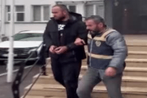 ‘Uyuşturucu ticareti yapmak’ suçundan 27 yıl 6 ay hapis cezası