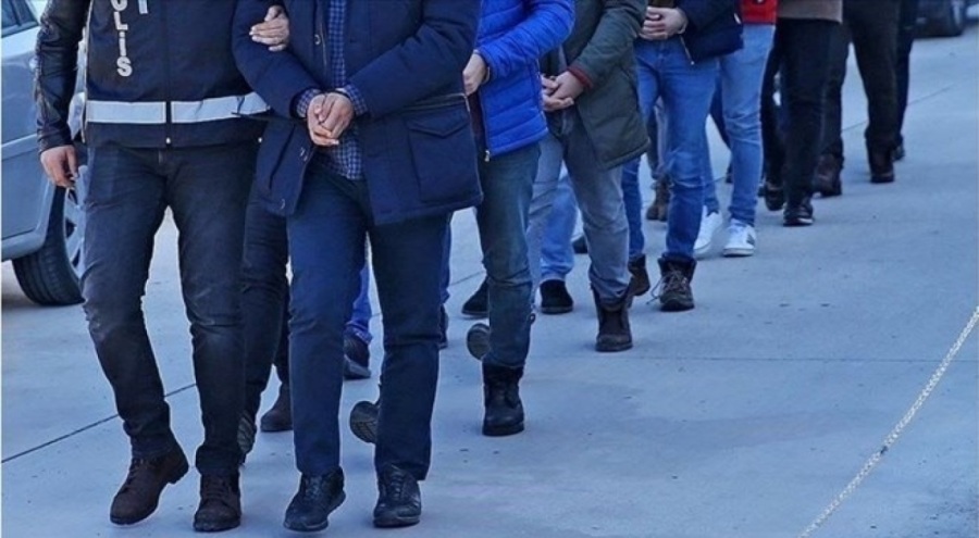 Bursa dahil 14 ilde suç örgütlerine operasyon! Ordu Valiliğinden yapılan açıklamaya göre, Ordu Cumhuriyet Başsavcılığı koordinesinde İl