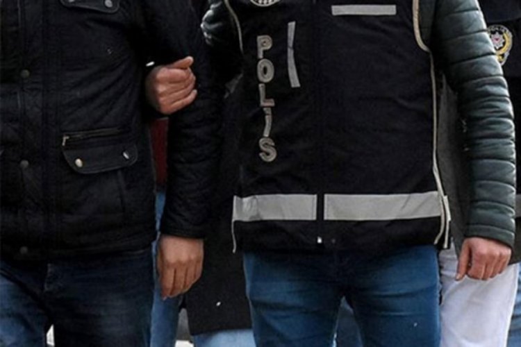 Bursa’da ölümlü kavgayla ilgili 13 sanıktan bazılarına hapis cezası! Bursa 6. Ağır Ceza Mahkemesindeki duruşmaya tutuklu sanıklar Nurhak Y.