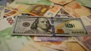 Dolar, 9 Aralık 2024 sabahında ‘den bandında işlem görüyor. Spot