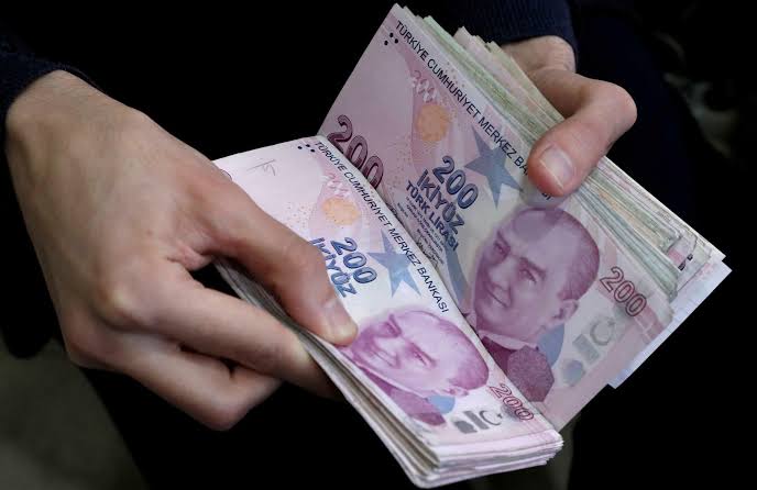 Asgari ücret belli oldu! 2025 yılının asgari ücretini belirlemek için toplanan Asgari Ücret Tespit