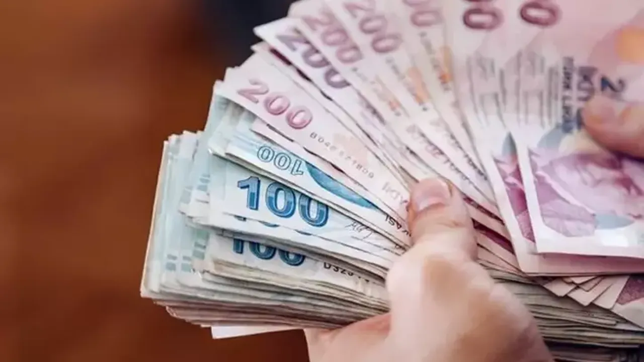 Asgari Ücret Tespit Komisyonu ikinci kez toplanıyor! Çalışma ve Sosyal Güvenlik Bakanlığının ev sahipliğinde, ilk toplantısını 10