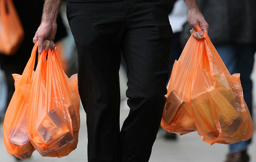 Alışveriş poşetine zam geldi! Çevre, Şehircilik ve İklim Değişikliği Bakanlığı Plastik Poşet Komisyonu üyeleri,