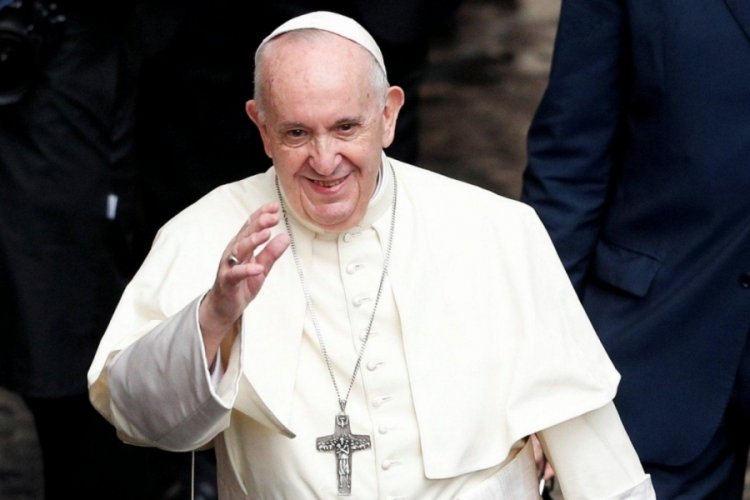 Papa Francis Mayıs ayında İznik’e geliyor Ayasofya Camii’ne çok sayıda turist kafilesi gelip ziyaret gerçekleştiriyor. Daha