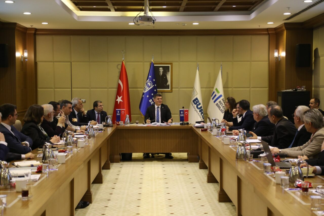 Bursa Büyükşehir Yönetim Kadrosu 2024 yılını değerlendirdi Bursa’nın daha yaşanabilir bir kent olması için gece gündüz demeden