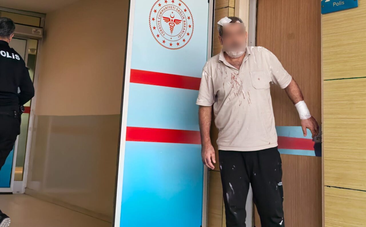 Bursa’da evli çift birbirine bıçak ve tencereyle saldırdı! Olay, saat 10.00 sıralarında Huzur Mahallesi 2’nci Sokak’taki bir evde