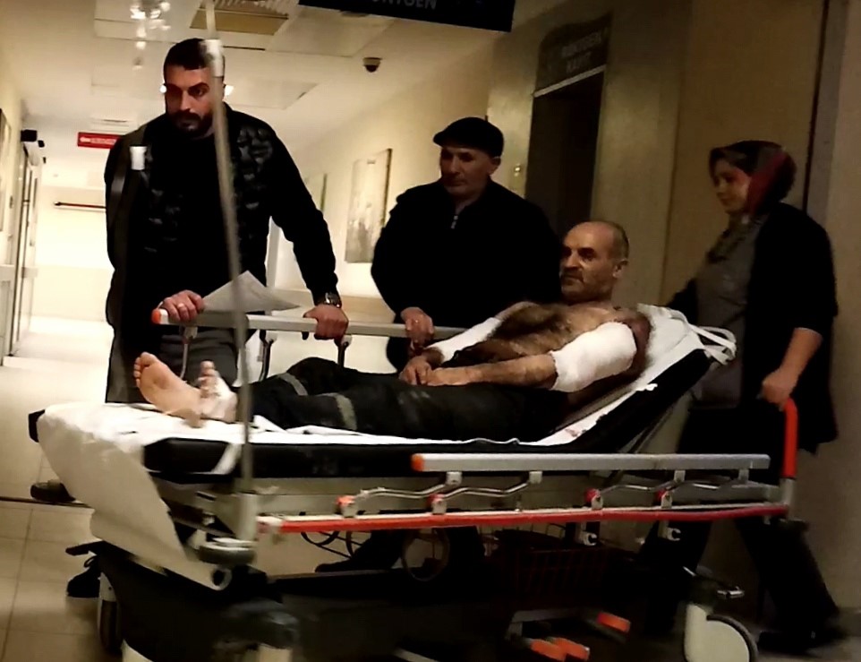 Bursa’da ağaç soyma makinesine kollarını kaptırdı! Olay, Mobilya İhtisas Organize Sanayi Bölgesinde (2.OSB) faaliyet gösteren bir