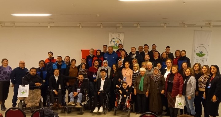 Osmangazi’de “Afetlerde engelsiz birlik” çalıştayı gerçekleştirildi Çalıştay kapsamında, engellilik durumlarına göre afet öncesinde ve sonrasında yapılması