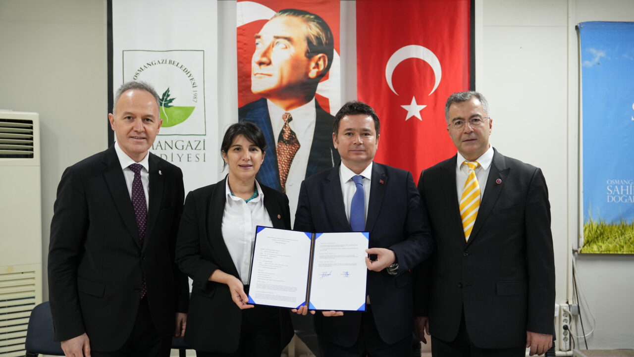 Osmangazi Belediyesi’nden anlamlı protokol Sahipsiz Hayvanlar Doğal Yaşam ve Tedavi Merkezi bünyesinde can dostların