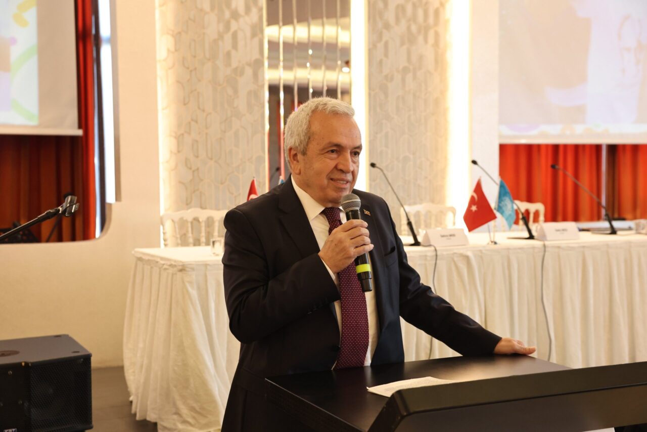 Çocukların Nilüfer’i için Çocuk Hakları Çalıştayı düzenlendi Nilüfer Belediyesi’nin Nilüfer Kent Konseyi iş birliğiyle düzenlenen “Çocuk Hakları
