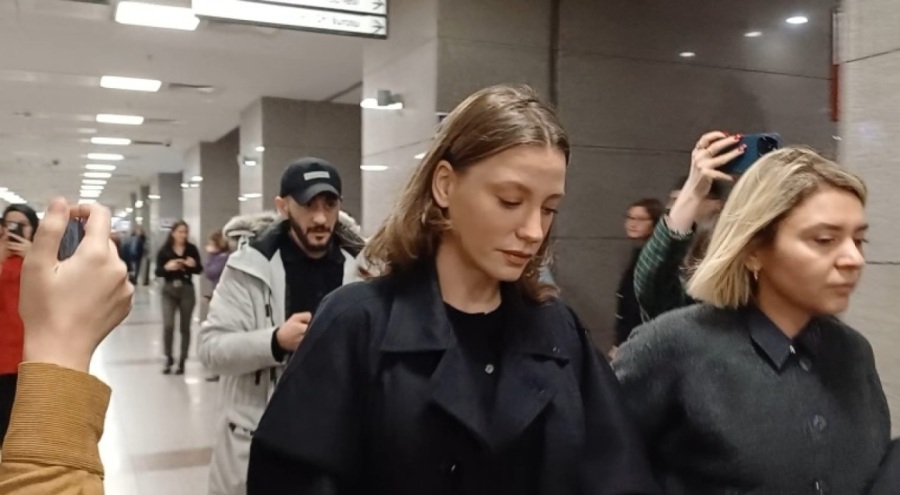 Serenay Sarıkaya’dan ifade sonrası ilk açıklama İstanbul Cumhuriyet Başsavcılığı tarafından Serenay Sarıkaya gibi bazı sanatçıların ve