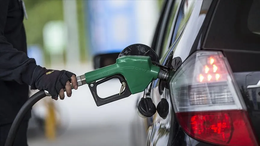 Benzine zam var mı? İşte Bursa’da güncel fiyatlar… Brent petrol ve döviz kurundaki dalgalanmalar ile vergi artışları akaryakıt