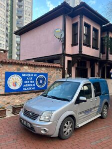Bursa Büyükşehir Belediyesi, günümüzün en yaygın problemlerinden biri olan bağımlılıkla