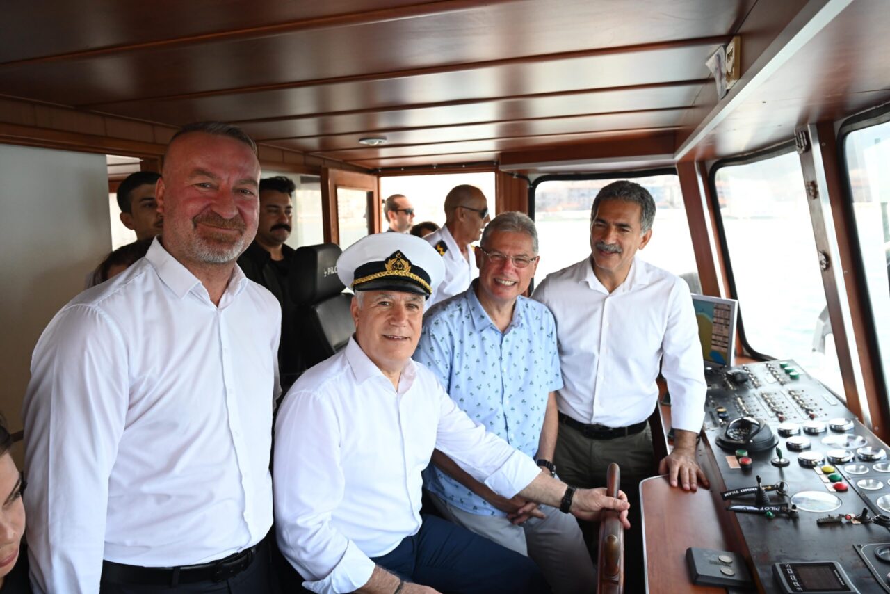 Bursa Büyükşehir’den 2024 Yılı’nın ulaşım değerlendirmesi! Bursa’nın en önemli konularından biri olan ulaşımı rahatlatmak ve konforu