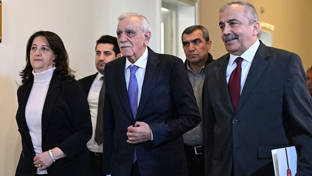 DEM Parti’nin bu sefer ki durağı Demirtaş! Geçtiğimiz hafta terör örgütü PKK lideri Abdullah Öcalan’ı ziyaret eden