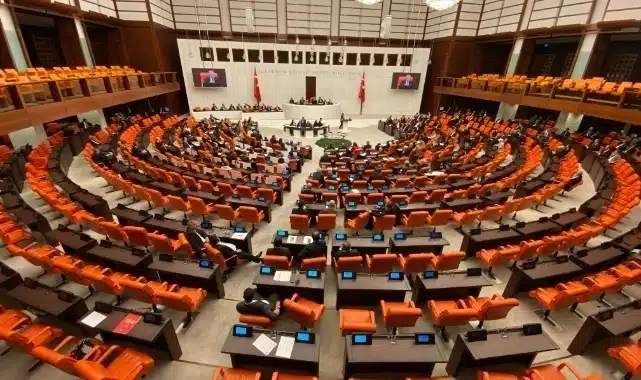 Bütçe maratonunun tamamlanmasının ardından TBMM mesaisine 2 hafta ara vermişti.