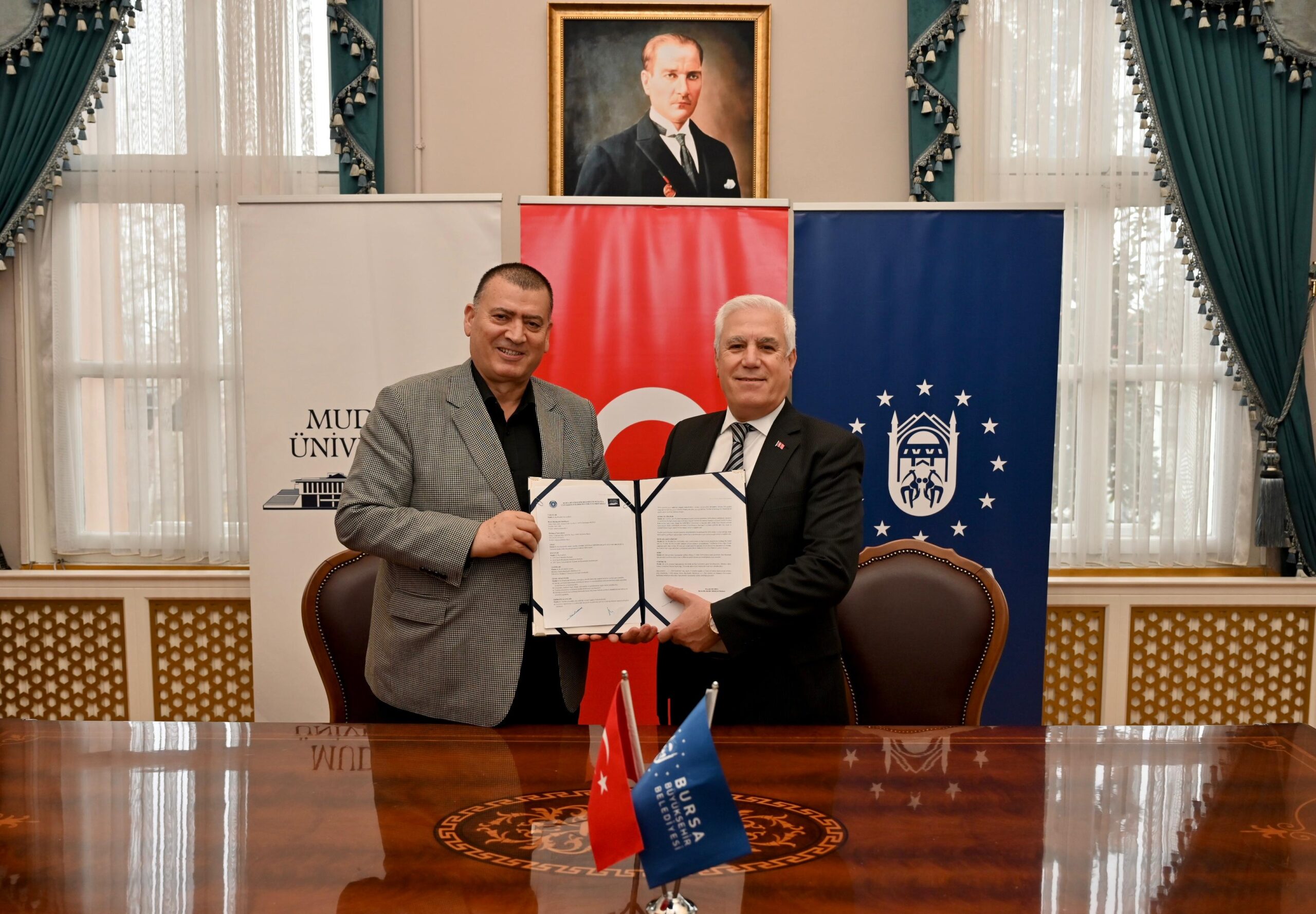 Bursa Büyükşehir ile Mudanya Üniversitesi arasında iş birliği Bursa’nın daha yaşanabilir bir kent olması amacıyla çalışmalarını ara vermeden