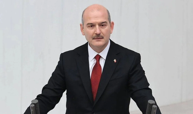 Süleyman Soylu: “Siyaseti bırakıyorum” Eski İçişleri Bakanı Süleyman Soylu yaptığı açıklamada siyaseti bırakacağını duyurdu.