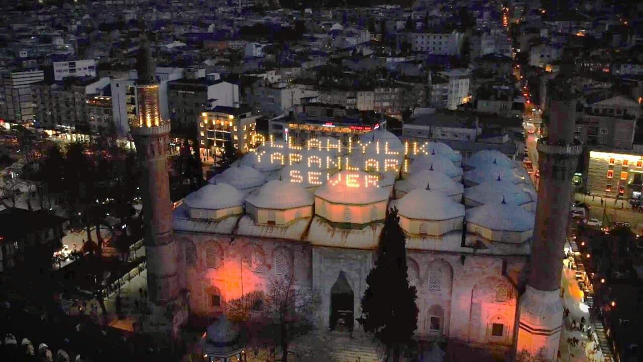 Bursa’da sahur ve iftar vakitleri Ramazanın ilk teravih namazı yarın akşam ülke genelindeki camilerde kılınacak,