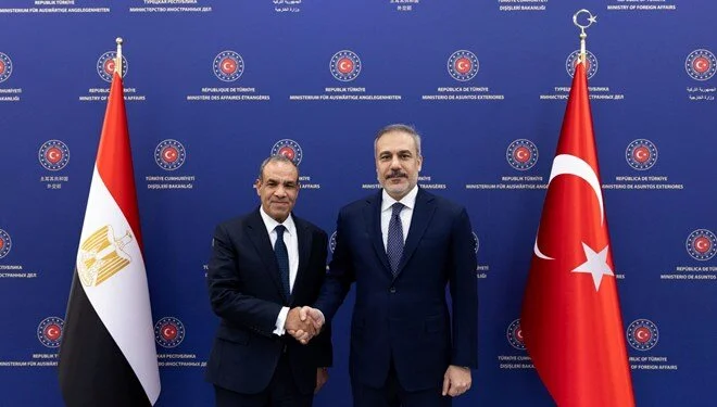 Mısır Dışişleri Bakanı Bedr Abdulati, bugün Türkiye’ye bir ziyaret gerçekleştirdi.