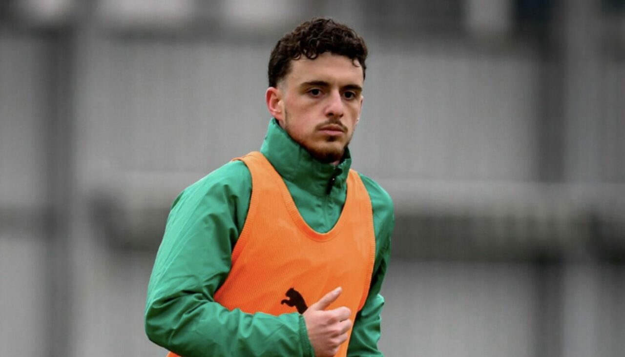 Bursaspor’un yeni transferinin sözleşmesinde dikkat çeken madde Bursaspor’un Fenerbahçe’den bonservisiyle kadrosuna kattığı ve 2,5 yıllık sözleşme imzaladığı