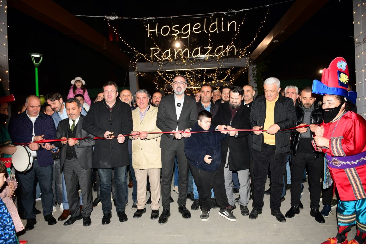 Kestel’de Ramazan Sokağı açıldı Ramazan ayının ruhunu yaşatmak ve geleneksel kültürü canlandırmak hedefiyle kurulan