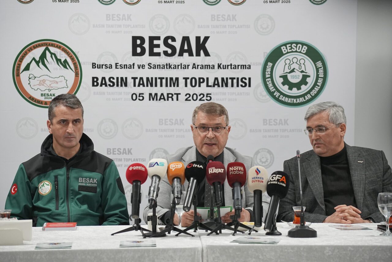 Bursa Esnaf Arama Kurtarma ekibi kamuoyuna tanıtıldı Bursa Esnaf ve Sanatkarlar Odaları Birliği (BESOB) tarafından bir otelde
