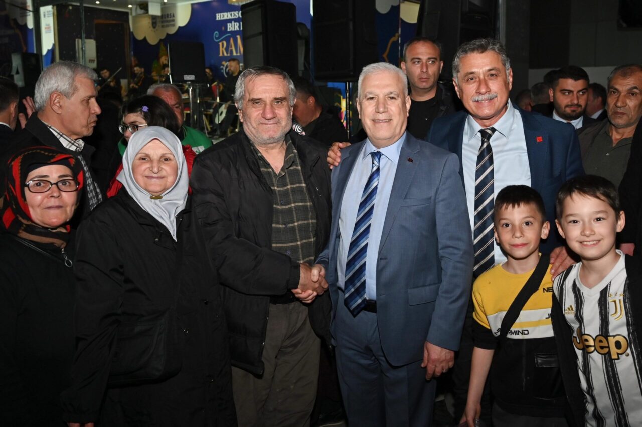 Ramazan’ın birleştirici ve manevi iklimini kentin farklı noktalarında düzenlenen programlarla