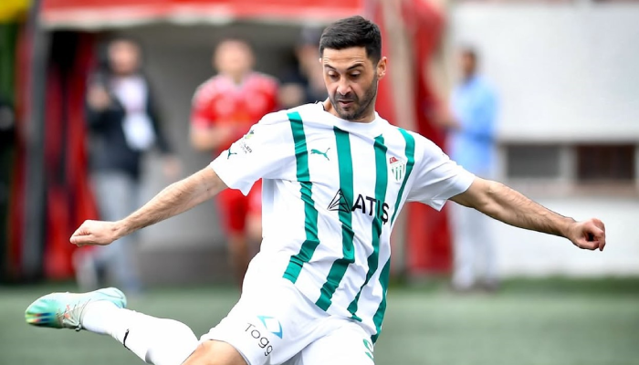 Tahir Babaoğlu 3 buçuk ay sonra golünü attı Bursaspor’un gol yollarında en etkili isim olması beklenen Tahir Babaoğlu,