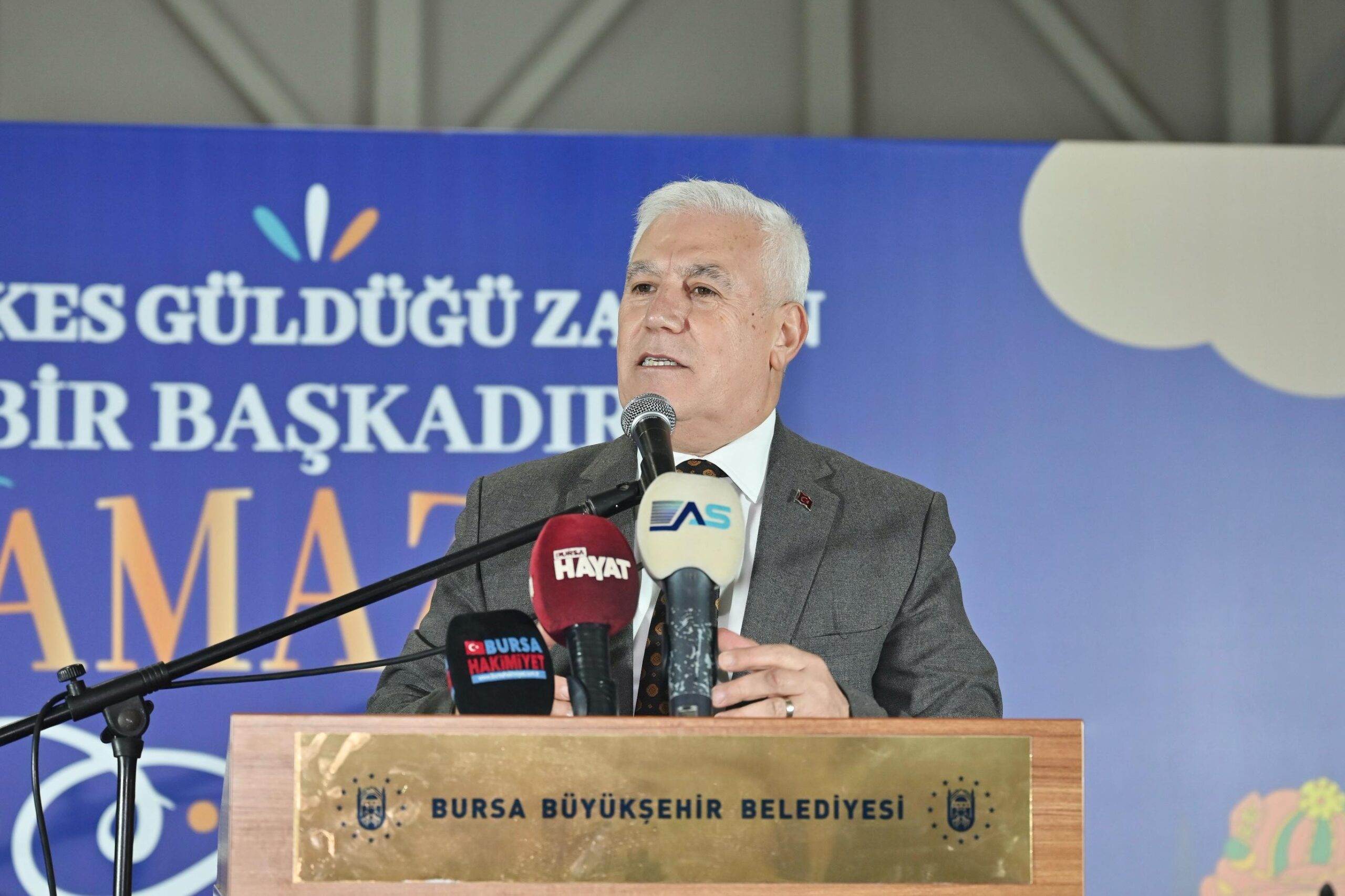 Başkan Bozbey, “Kentin dirençli yapılardan oluşması için çalışıyoruz” Başkan Bozbey, “Hızlı ve sürdürülebilir bir anlayışla bütün kentin dirençli